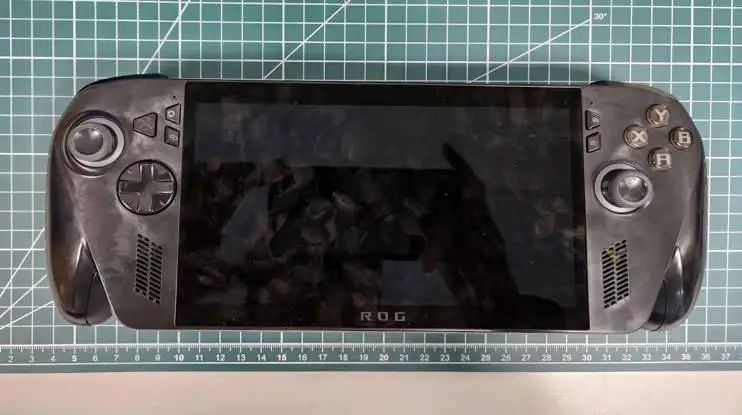 百家樂：Switch 2的對手不衹新PSP，還有每個人兜裡的它