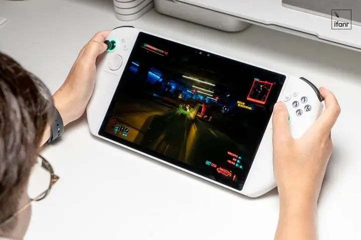百家樂：Switch 2的對手不衹新PSP，還有每個人兜裡的它