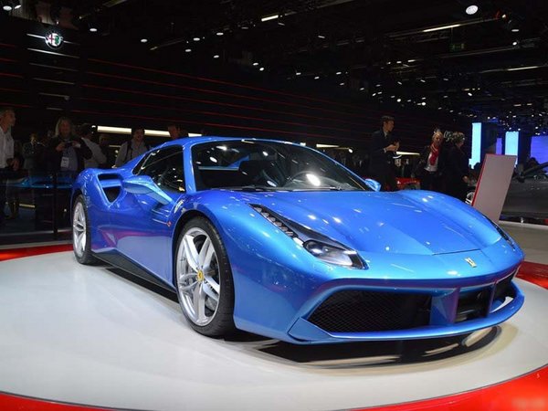 {賭波}(法拉利488spider)