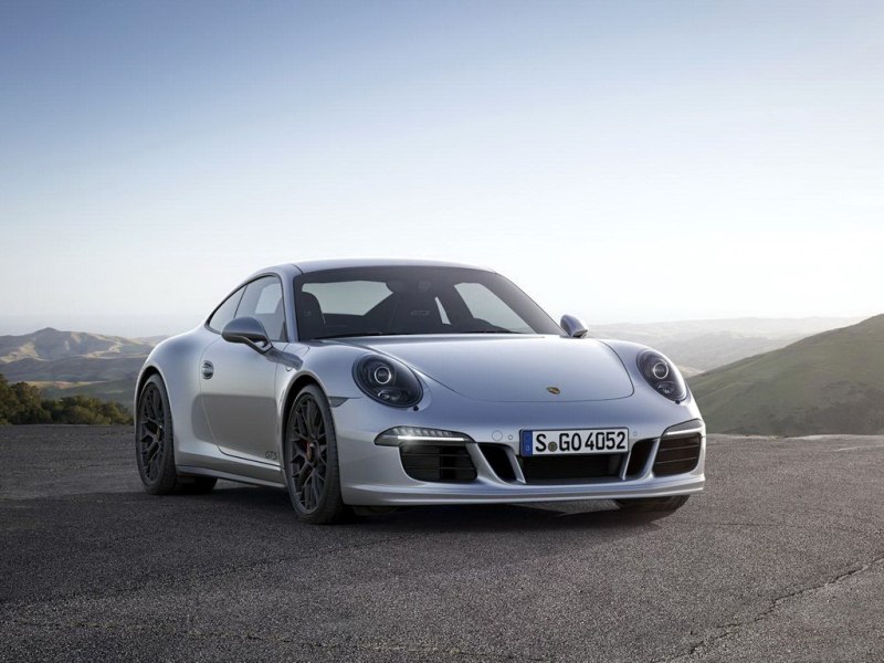 {Online Casino}(保时捷911跑车图片高清)
