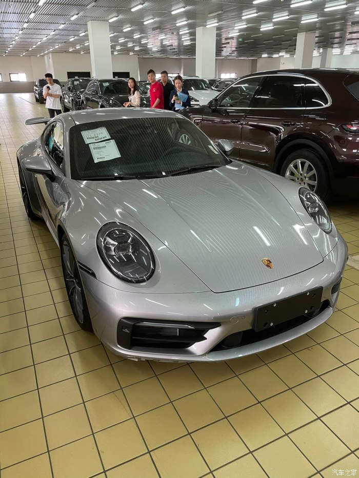 {賭馬}(保时捷911订车到提车时间多久)